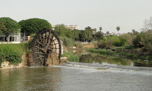 Noria_in_Hama_01
